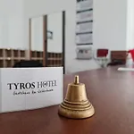 Tyros Hotel und Gästehaus am Weidendamm